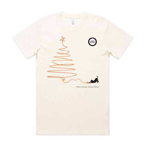 Men's Organic Tee: Here Comes Santa Paws Thumbnail