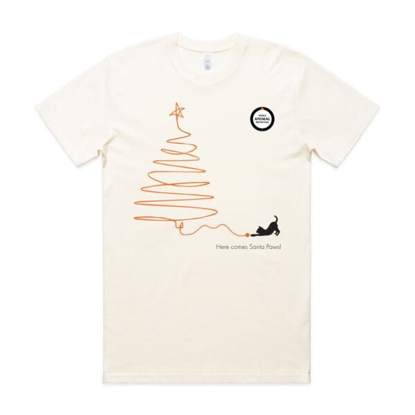 Men's Organic Tee: Here Comes Santa Paws Thumbnail